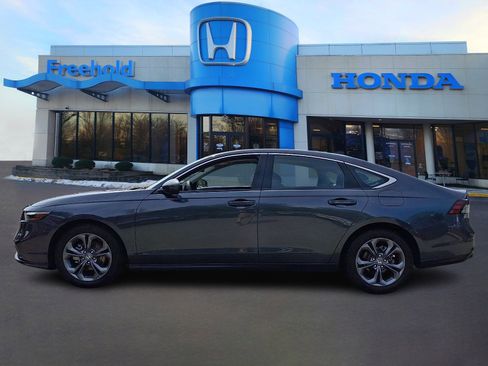 Used 2024 Honda Accord EX image 4
