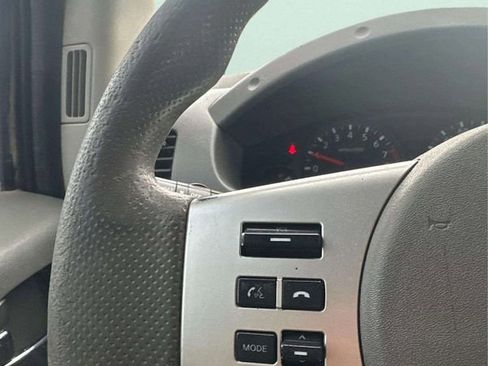 Used 2020 Nissan Frontier SV AWD/4WD image 23