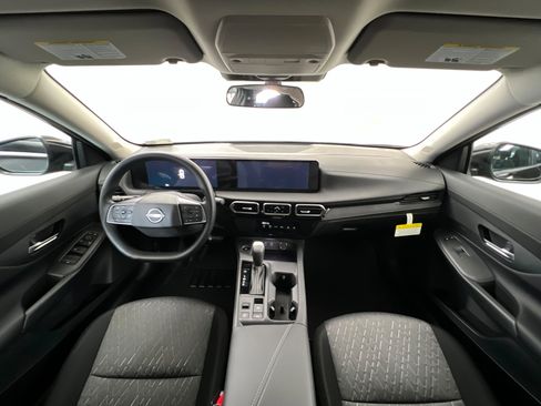 New 2026 Nissan Sentra SV image 9