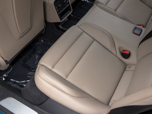Certified 2025 Porsche Taycan AWD/4WD image 41