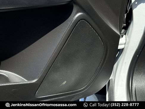 Used 2021 Chevrolet Colorado W/T RWD image 31