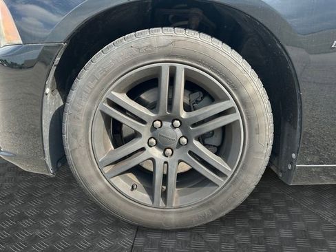 Used 2013 Dodge Charger R/T RWD image 9