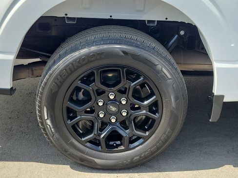 Used 2024 Ford F150 XLT w/ XLT Black Appearance Package RWD image 6