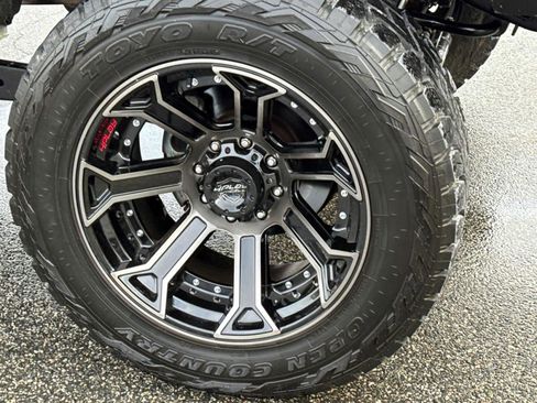 Used 2021 Ford F250 Lariat w/ Lariat Ultimate Package image 7