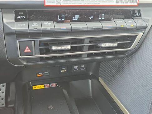 New 2026 Toyota Camry SE AWD/4WD image 23