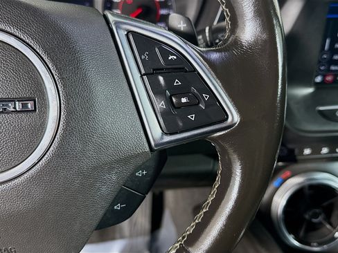 Used 2019 Chevrolet Camaro LT RWD image 15
