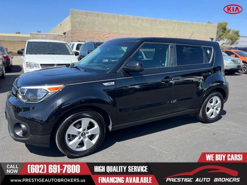 Used 2019 Kia Soul w/ Convenience Package image 3