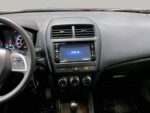 Used 2022 Mitsubishi Outlander Sport ES FWD image 7
