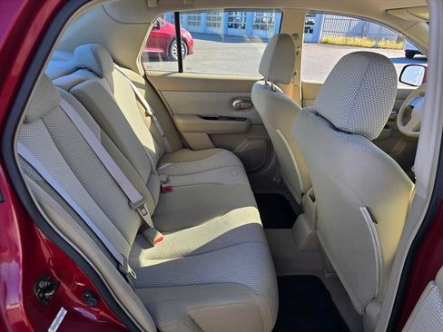 Used 2007 Nissan Versa Sedan FWD image 13