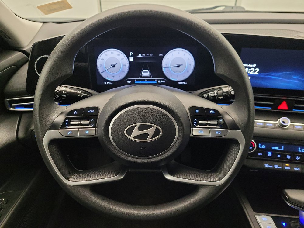 Used 2024 Hyundai Elantra SEL FWD image 22