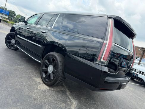 Used 2020 Cadillac Escalade ESV Luxury AWD/4WD image 57