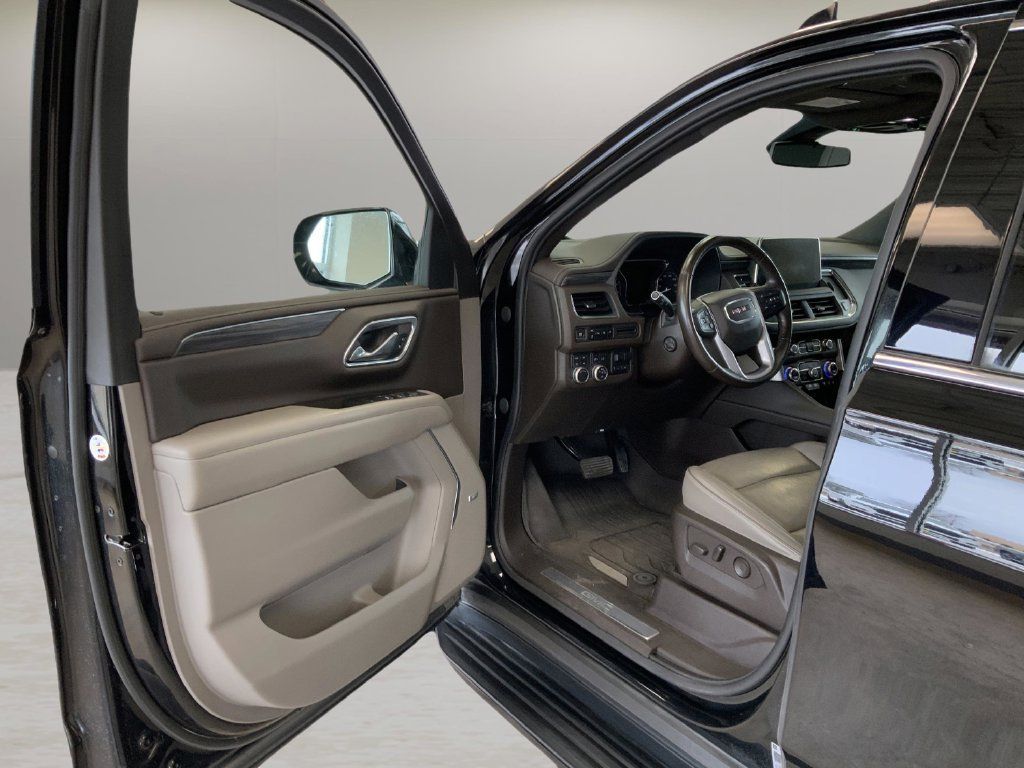 Used 2021 GMC Yukon SLT w/ SLT Luxury Plus Package AWD/4WD image 17