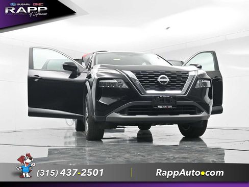 Used 2023 Nissan Rogue SV AWD/4WD image 32