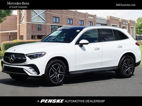 Certified 2025 Mercedes-Benz GLC 300 4MATIC image 1