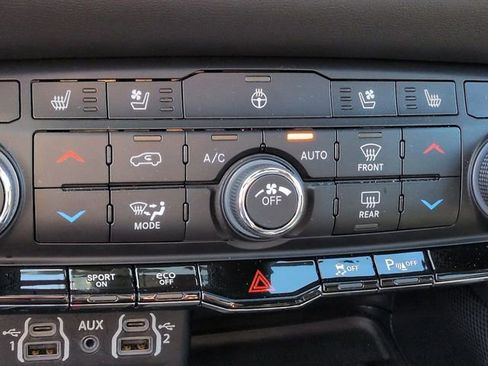 Used 2025 Dodge Durango R/T image 27