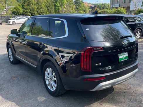 Used 2021 Kia Telluride LX AWD/4WD image 5
