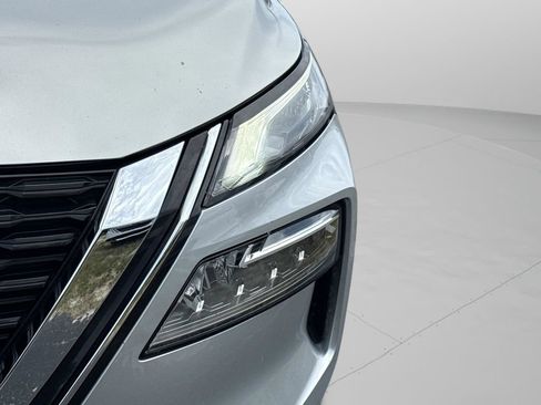 Certified 2023 Nissan Rogue SV AWD/4WD image 46