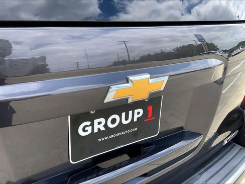 Used 2018 Chevrolet Suburban Premier AWD/4WD image 29
