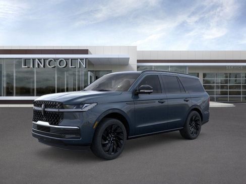 New 2025 Lincoln Navigator Reserve w/ Jet Appearance Package image 2
