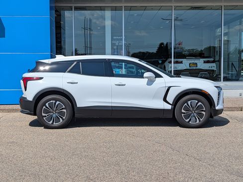 Certified 2024 Chevrolet Blazer EV LT AWD/4WD image 2