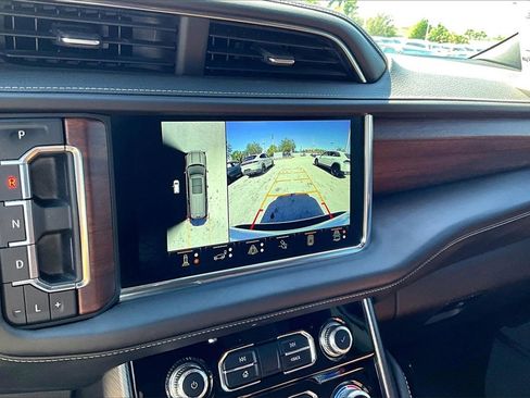 Used 2023 GMC Yukon Denali Ultimate image 27