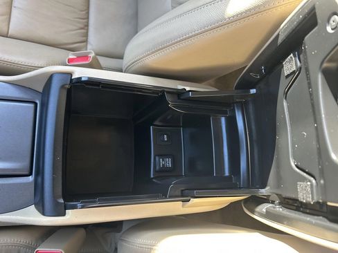 Used 2011 Honda Accord SE image 32