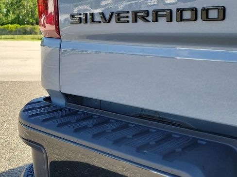 Used 2025 Chevrolet Silverado 1500 Custom Trail Boss w/ LPO, Dark Essentials Package AWD/4WD image 10