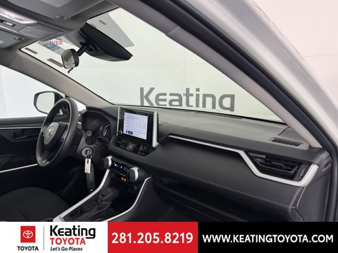 Certified 2025 Toyota RAV4 LE image 23