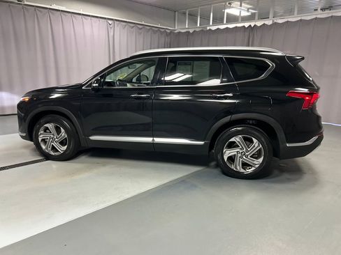 Used 2022 Hyundai Santa Fe SEL w/ Convenience Package image 4