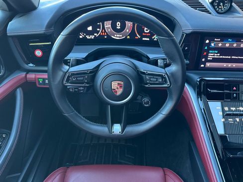 Used 2024 Porsche Panamera image 16