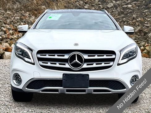 Used 2019 Mercedes-Benz GLA 250 4MATIC w/ Premium Package image 3