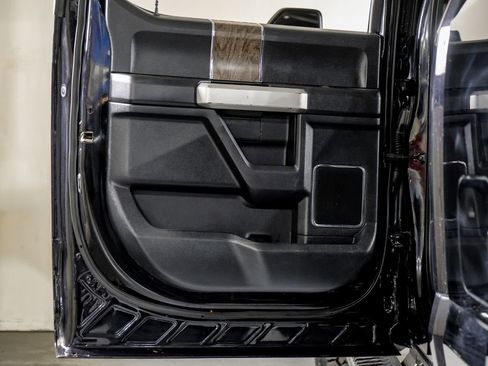 Used 2019 Ford F250 Lariat w/ Lariat Ultimate Package image 37