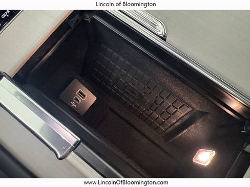 New 2026 Lincoln Navigator L Reserve AWD/4WD image 71