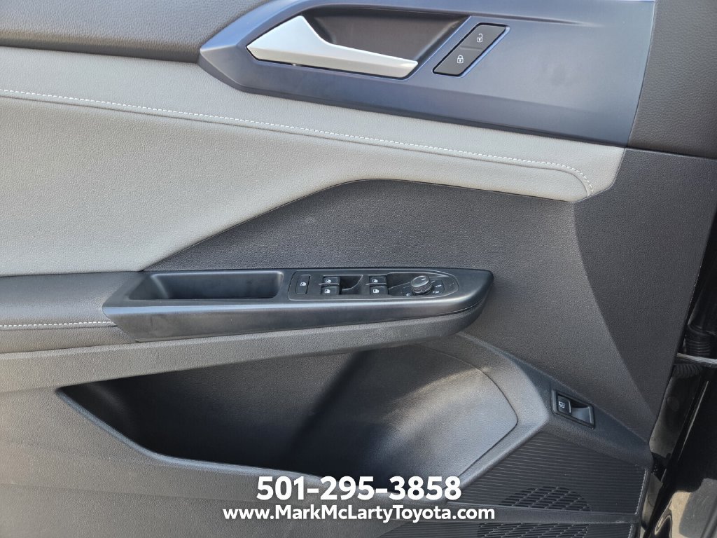 Used 2024 Volkswagen Taos SE FWD image 25