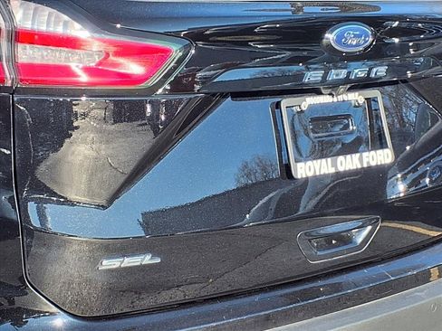 Used 2024 Ford Edge SEL image 24