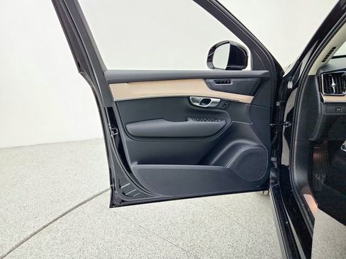 New 2026 Volvo XC90 B5 Plus w/ Protection Package image 23
