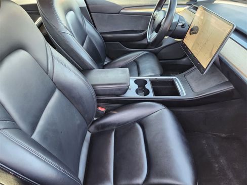 Used 2022 Tesla Model 3 image 13