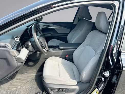 Certified 2025 Toyota Camry LE w/ Convenience Package FWD image 11