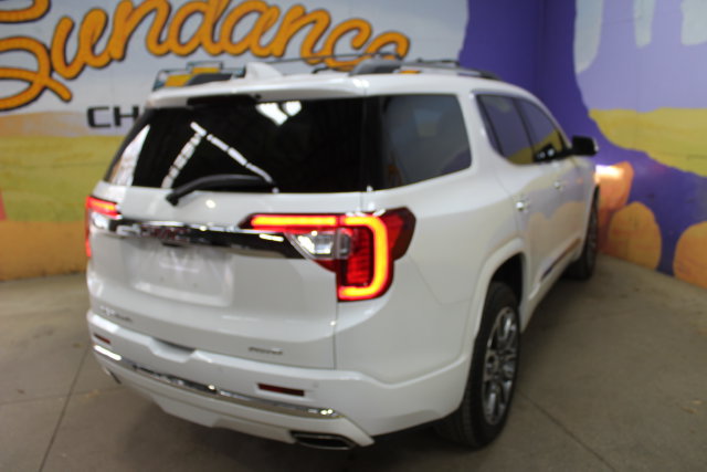 Used 2020 GMC Acadia Denali w/ GMC Pro Grade Package AWD/4WD image 8