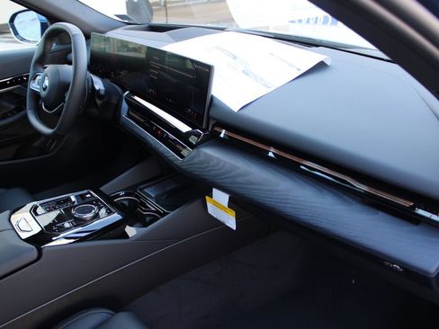 New 2026 BMW 530i xDrive AWD/4WD image 49