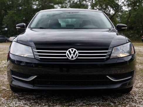 Used 2013 Volkswagen Passat 2.5 SE FWD image 19