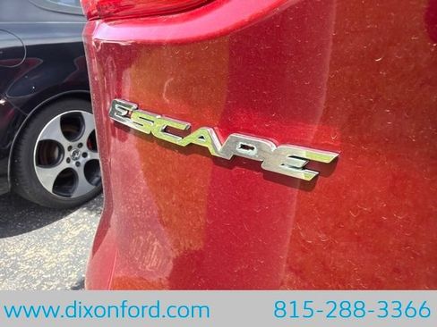 Used 2014 Ford Escape Titanium w/ Equipment Group 401A AWD/4WD image 11