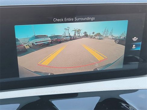 Used 2021 Mercedes-Benz CLA 250 image 11