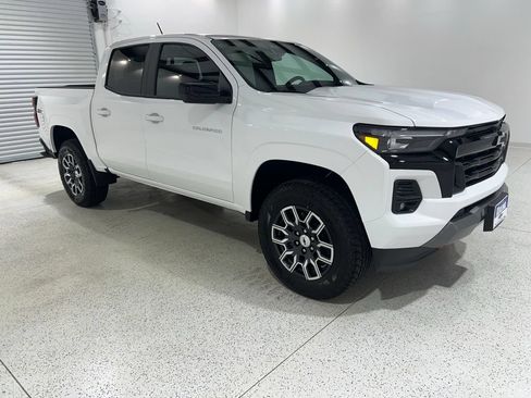 New 2026 Chevrolet Colorado Z71 w/ Z71 Convenience Package 2 AWD/4WD image 7