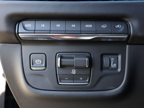 Used 2026 Cadillac Escalade Platinum Sport image 26