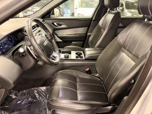 Used 2018 Land Rover Range Rover Velar R-Dynamic SE AWD/4WD image 12