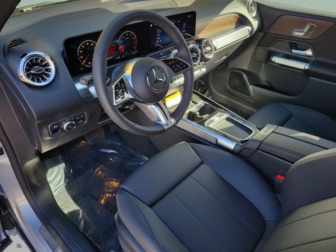 Certified 2026 Mercedes-Benz GLB 250 image 24