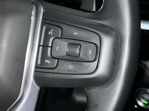 Used 2025 GMC Sierra 1500 Elevation image 29