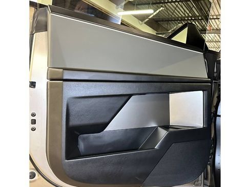 Used 2025 Tesla Cybertruck Cyberbeast AWD/4WD image 18