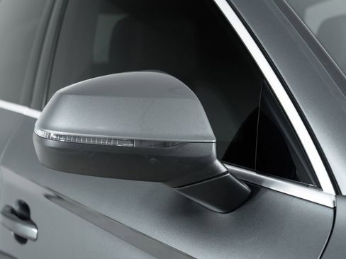 Certified 2023 Audi Q5 2.0T Premium Plus w/ Premium Plus Package image 13